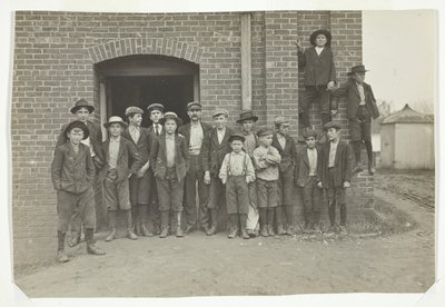 Noon Hour, King Mfg. Co, Augusta, Georgia av Lewis Wickes Hine