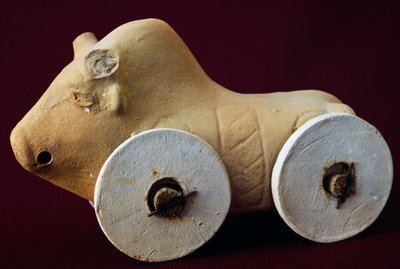 Djur på hjul, terrakotta barnleksak, kursiv civilisation av Unbekannt Unbekannt