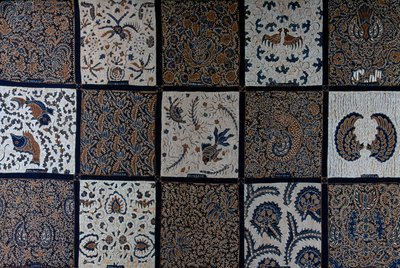 Batik med traditionella mönster från traditionella färger, Surakarta, Java, Indonesien, detalj av Unbekannt Unbekannt