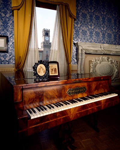 Piano i vardagsrummet i Palazzo Barezzi, Busseto, Emilia Romagna-regionen, Italien av Unbekannt Unbekannt