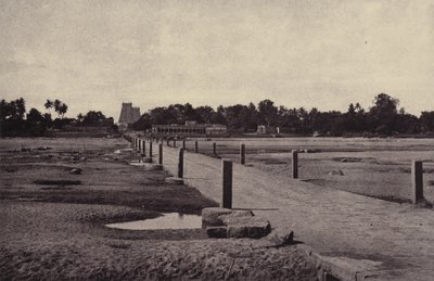Madura: Vygayfloden, med Causeway, över till Madura av Linnaeus Tripe