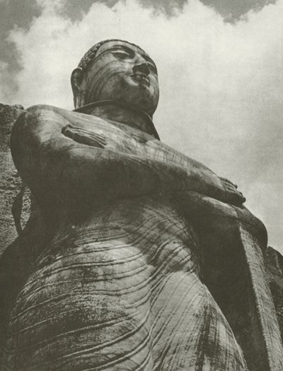 Ananda, Gal-Vihare (s/v foto) av Lionel Wendt