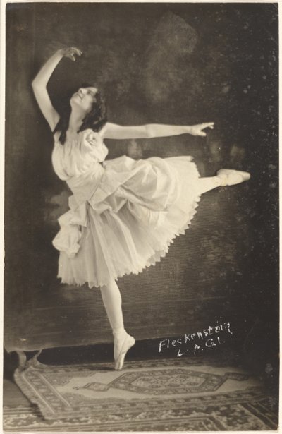 [Ballerina på spets] av Louis Fleckenstein