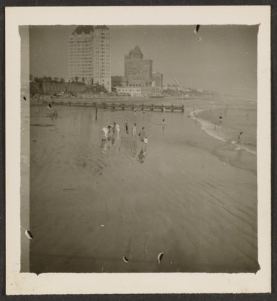 [Strandscen] av Louis Fleckenstein