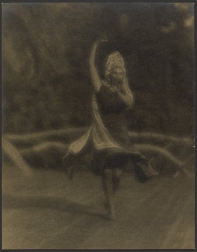 [Kvinnlig dansare] av Louis Fleckenstein