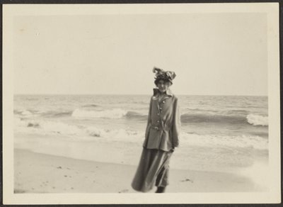 [Florence at the Deach] av Louis Fleckenstein