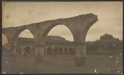 [Mission Arches] av Louis Fleckenstein