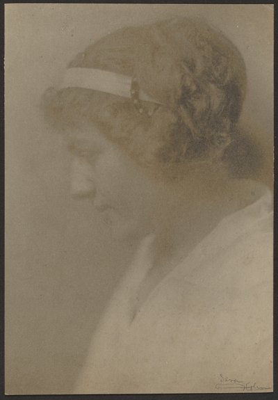 [Sara Holin] av Louis Fleckenstein