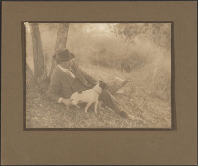 [Självporträtt med hund] av Louis Fleckenstein