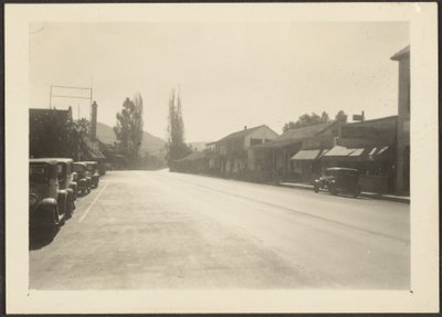 [Gatuscen] av Louis Fleckenstein