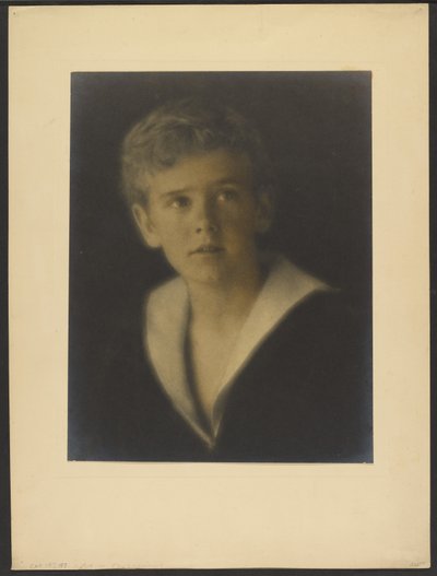 Rullkragen av Louis Fleckenstein