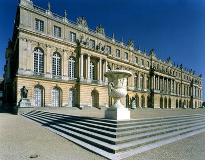 Huvuddel av trädgårdsfasaden, 1668-84 av Louis Le Vau