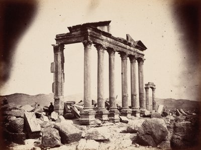 Mausoleum vid västra änden av kolonnaden, Palmyra ,1864 (foto) av Louis Vignes
