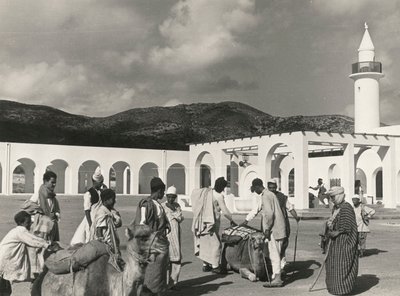 Scener från stadslivet i jordbruksbyn Muslim El Fager Al Fajr or Dawn, Benghazi, Cyrenaica av Luigi Leoni