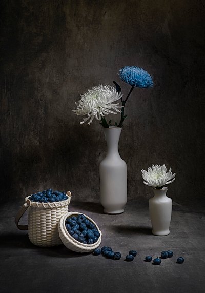 Blåbär och vita blommor av Lydia Jacobs