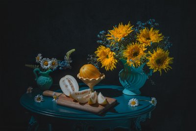 Livfulla solrosor och melon av Lydia Jacobs