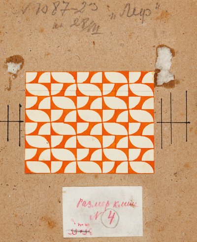 Textildesign i orange och vitt, tidigt 1920-tal. av Lyubov Sergeevna Popova