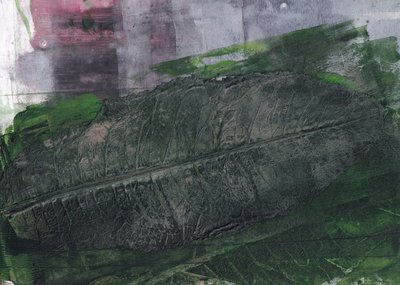 Avtryck av mörkgrönt blad av Maira Ribena