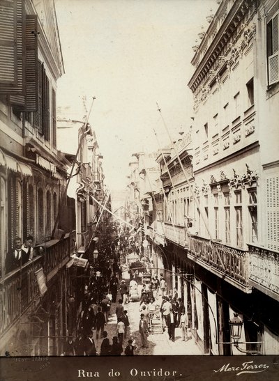 En gata i Ouvidor, Brasilien av Marc Ferrez
