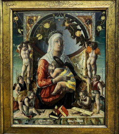 Jungfrun och barnet åtta änglar. 1455 (målning) av Marco di Antonio di (1433 1478) Ruggero
