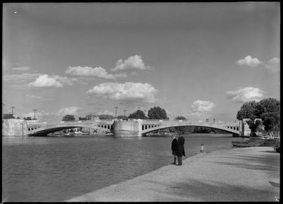 Vy över bron från väster av Margaret Florence Harker