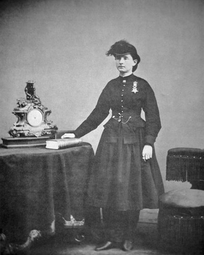 Dr Mary Edwards Walker (1832-1919) (foto svart på vitt) av Mathew Brady