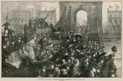 Oxford and Cambridge Boat Race: Hammersmith Bridge på tävlingsdagen (gravyr) av Matthew White Ridley
