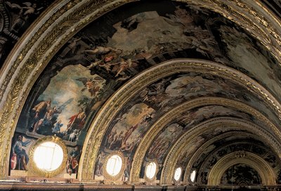 Fresk av valvet i huvudskeppet i Cathedrale Saint John i staden Valletta, Malta (fresk) av Mattia Preti
