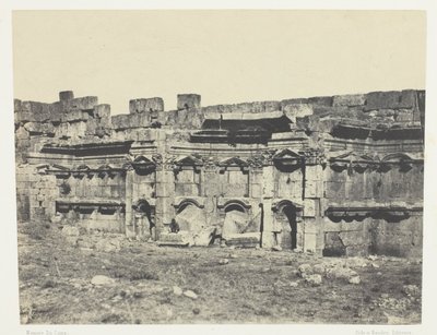 Baalbeck, Interiören i omslutningen av solens och Jupiters tempel; Syrien av Maxime Du Camp