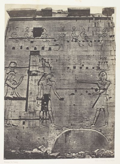 Isis stora tempel vid Philoe, andra pylon; Nubien, plansch 74 från albumet "Egypte, Nubie, Palestine et Syrie" (1852) av Maxime Du Camp