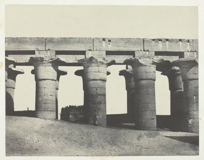 Luxor, Stora pelargången i palatset, Thebe, 184951, tryckt 1852. av Maxime Du Camp