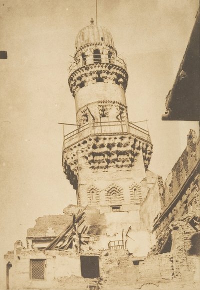 Lutande minareten i Bibarsmoskén, Kairo, december 1849-januari 1850. av Maxime Du Camp