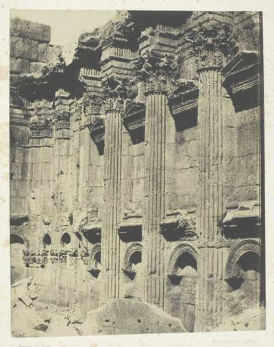 Jupitertemplet i Baalbeck Heliopolis, Naos inre, Syrien, 184951, tryckt 1852. av Maxime Du Camp