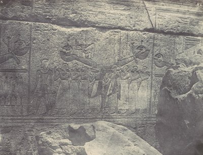 Thebe. Karnak Palace. Exteriör skulpturer av Granit Sanctuary, 1850. av Maxime Du Camp