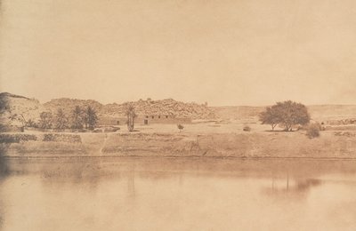 Vy tagen öster om Philae - Village of Abou-Kouli, Aswan Road, 1849-50. av Maxime Du Camp
