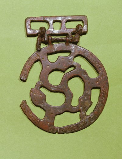 Bältesdekoration hittad i Saint-Denis, Frankrike (metall) av Merovingian