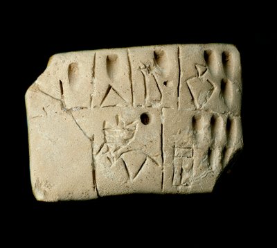 Mesopotamien: tavla av lerberättelser i kilskrift. Från templet Eanna tillägnat gudinnan Inanna (motsvarighet till Ishtar bland sumererna) till Uruk (eller Uruk). 3200 f.Kr. Dämpa. 6,4x4,7 cm musee iraqi, Bagdad - Mesopotamien: konton clay tab av Mesopotamian School