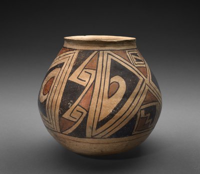 Burk (olla) med geometriska mönster, ca 1300 (lergods med slip) av Mexican School
