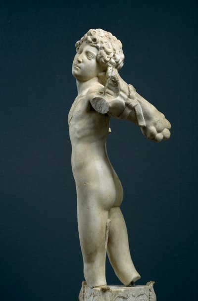 Ung bågskytt, ca 1490 (marmor) av Michelangelo Buonarroti