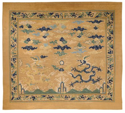 En sällsynt och magnifik kejserlig "Dragon" trons matta av Ming Dynasty Chinese School