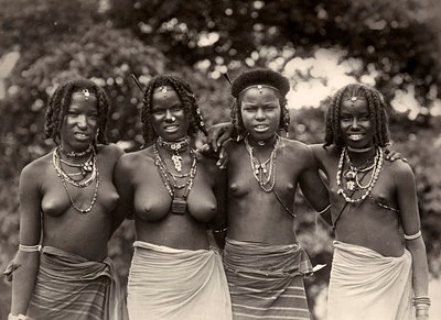 ?Bygga ett imperium? i den fascistiska tidsåldern: Cunaman girls, 09051936 av Modestino Baldinetti