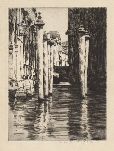 En smal kanal, Venedig av Mortimer Menpes