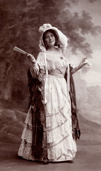 Fotografi i "Petites albums pour rire numbero 1. Parisian follies" av Nadar