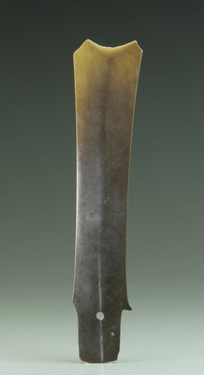 Gaffelmejsel (zhang), Qijia-kultur, ca 2500-2000 f.Kr. (jade) av Neolithic Period Chinese School