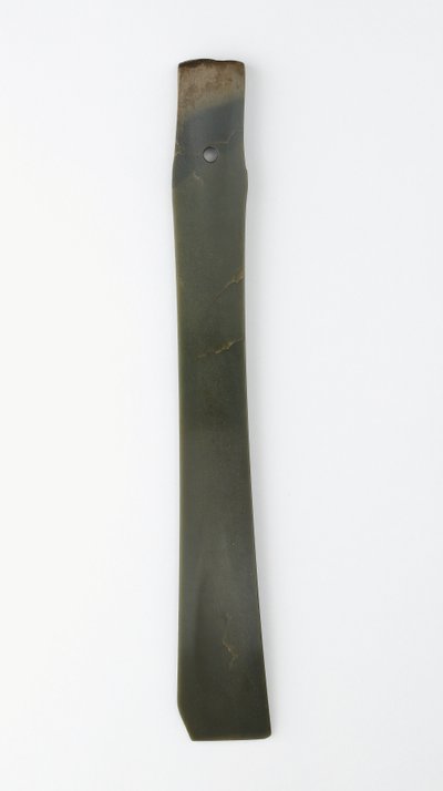 Gaffelmejsel (zhang) Qijia-kultur (jade (nefrit)) av Neolithic Period Chinese School