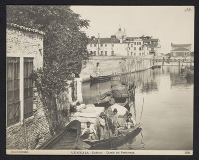 Kanal i Venedig Venedig - Giudecca - Pontelungo-kanalen (titel på objektet) av Neue Photographische Gesellschaft