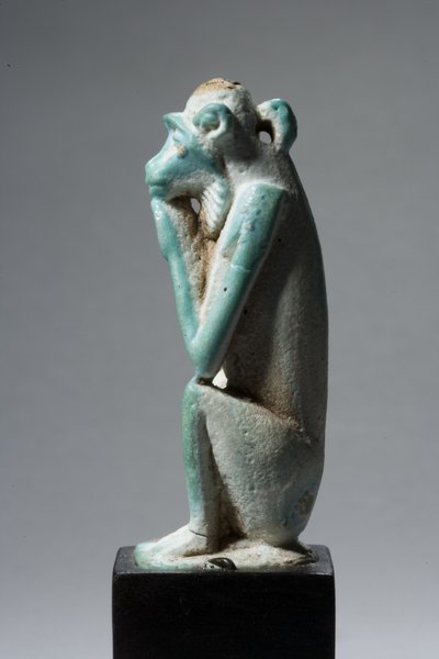 Amuletten av en apa, 18:e-19:e dynastin, 1540-1186 (fajans) (se även 270369) av New Kingdom Egyptian