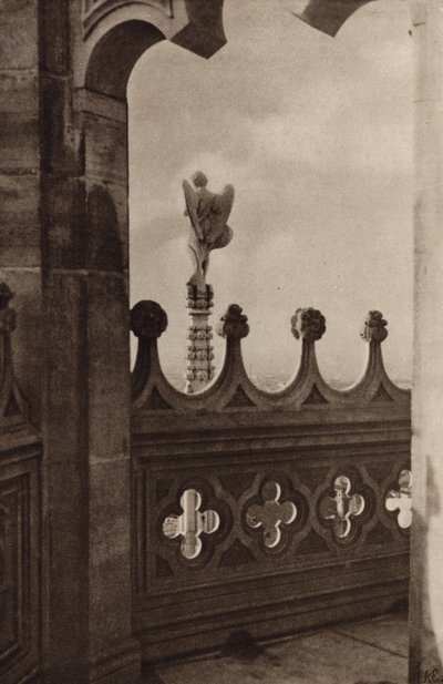 Glimt från Duomo, Milano (svartvitt foto) av Nichol Elliot