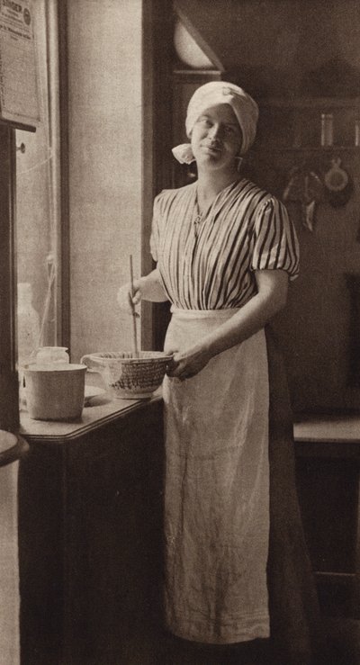 I köket (svartvitt foto) av Nichol Elliot