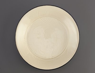 Ding ware-fat med inskuren dekor av ankor, Hebei-provinsen, 1000-tidigt 1100-tal (keramik) av Northern Song Dynasty Chinese School